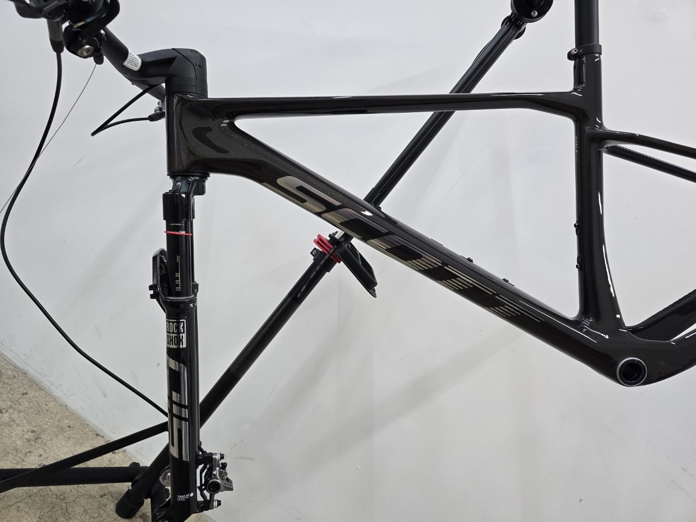 스캇 스케일 월드컵 MTB 유광 자전거 보호필름 시공